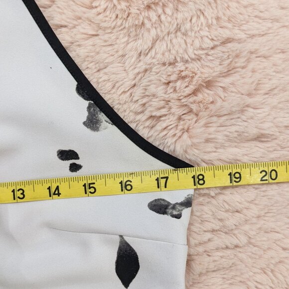 Halter Dress - Picture 5 of 8